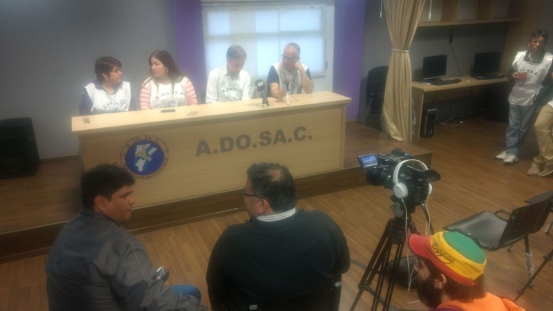 ADOSAC realizó conferencia de prensa.
