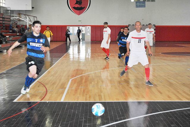 La pelota sí dobló en el Rocha.