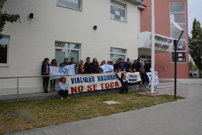 Esta semana continuó el conflicto en vialidad nacional.