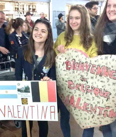 Valentina Saldivia, joven riogalleguense que se encuentra en Bélgica.