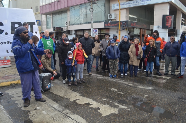 Acto realizado en Kirchner y San Martín. (M.G)