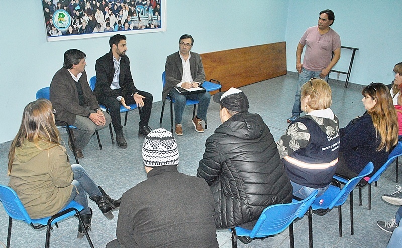 Primera reunión realizada ayer al mediodía.