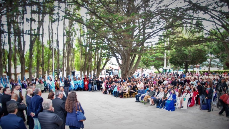 Acto realizado en el aniversario del Lago Argentino.