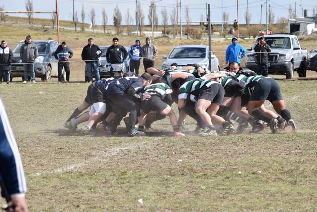 El rugby tiene clásico para empezar.