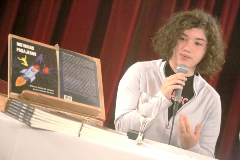 Mikaela Mihanovich en la presentación de “Historias Pasajeras” (C.G)