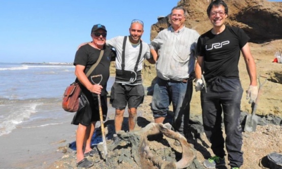 El equipo de Paleontólogos que encontró el fósil. 