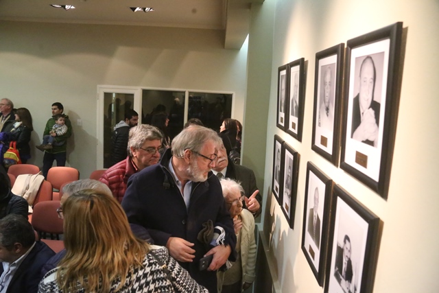 Hubo entrega de diplomas a los referentes durante el acto. (C.G)