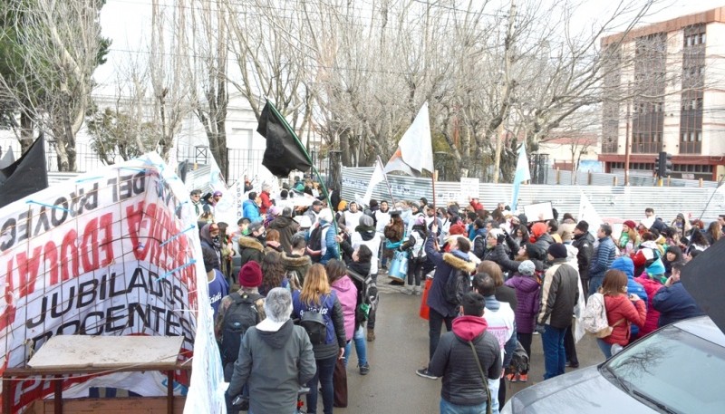 ADOSAC afirmó que el acatamiento al paro rondó el 80%. (C.R) 