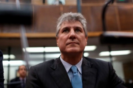 Condenan a 5 años y 10 meses de prisión a Amado Boudou y ordenan su detención