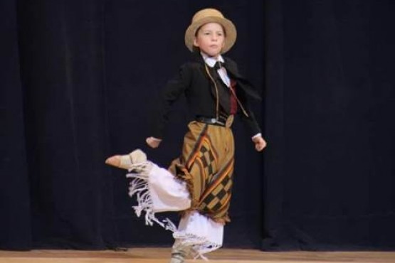 Santiago Alvarado obtuvo mención en el Festival Nacional de Malambo. 