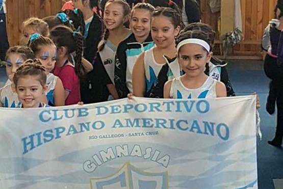 Las chicas que gimnasia están en pleno crecimiento.