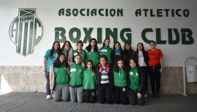 Las chicas están listas para más.