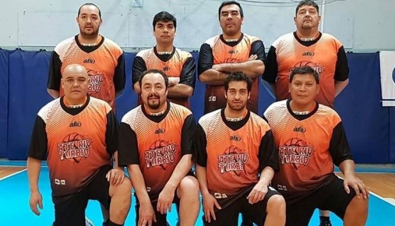 El equipo carbonero jugará por primera vez dos partidos en un día.