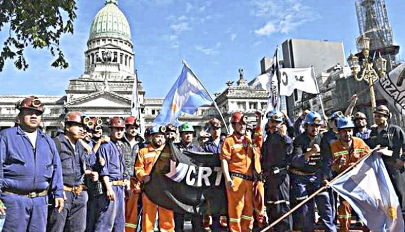 El 2 de octubre a las 19:00 será la primera actividad de los mineros de Río Turbio.