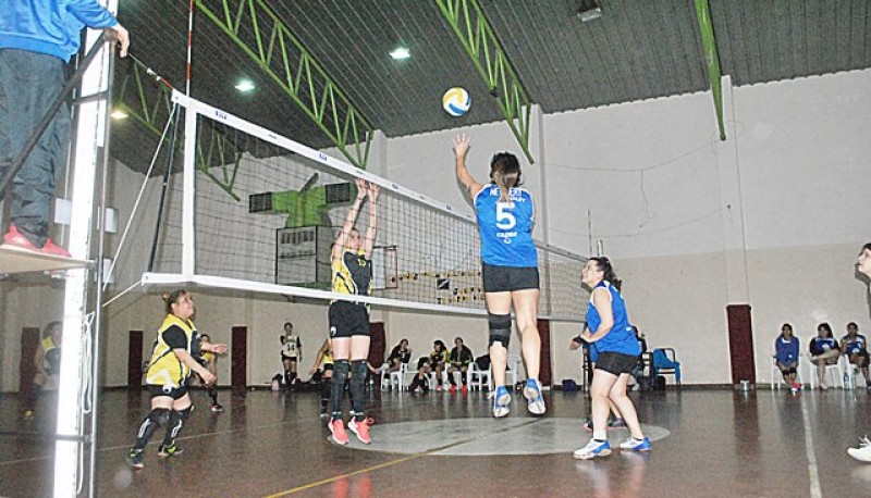 Las dos versiones de Newbery se enfrentarán esta tarde. 