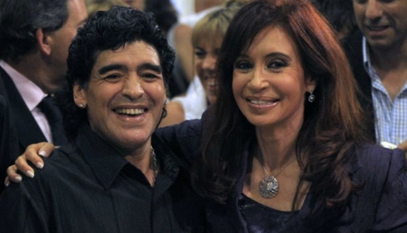 Diego Maradona y Cristina Kirchner en 2008. Foto: CEDOC