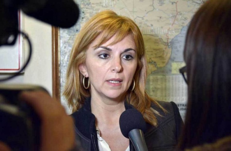 Silvina Córdoba, Sec. de Comercio. 