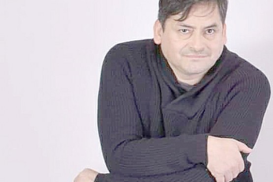 Manuel Flores