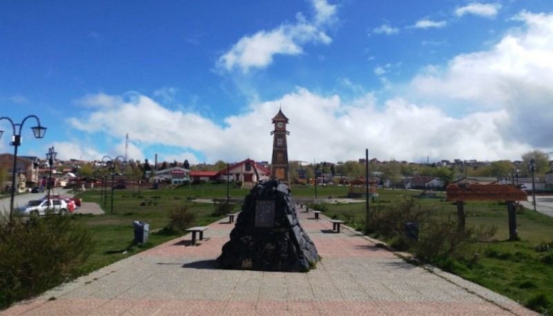 El lugar queda a unos cinco kilómetros de Río Turbio. 