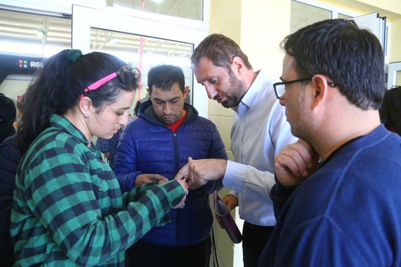 Hubo importante participación de vecinos en el acto. (C.G) 