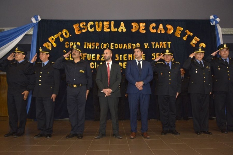 El acto se llevó a cabo esta mañana. 