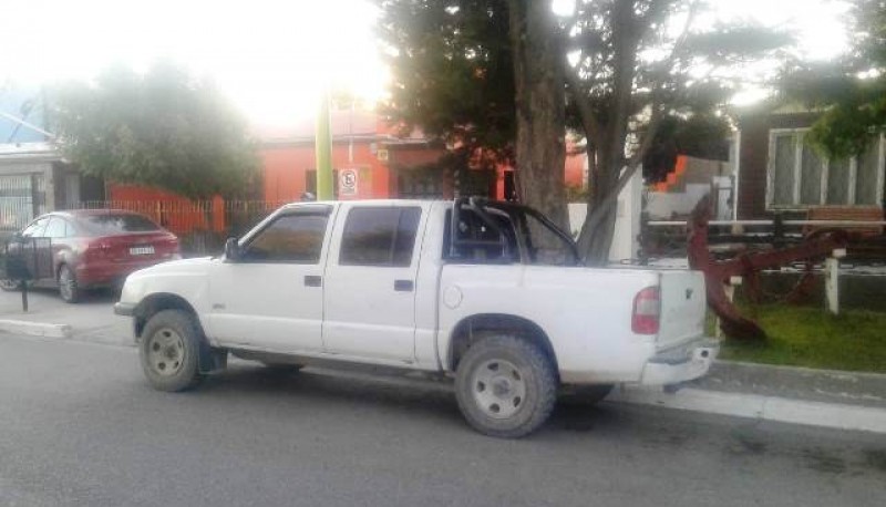 La camioneta Chevrolet S10 fue secuestrada por los uniformados. 