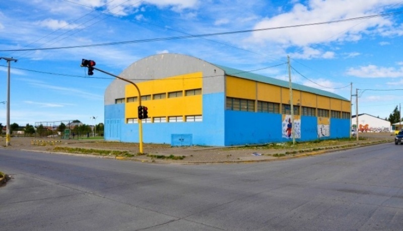 Los gimnasios municipales esperan por las colonias.