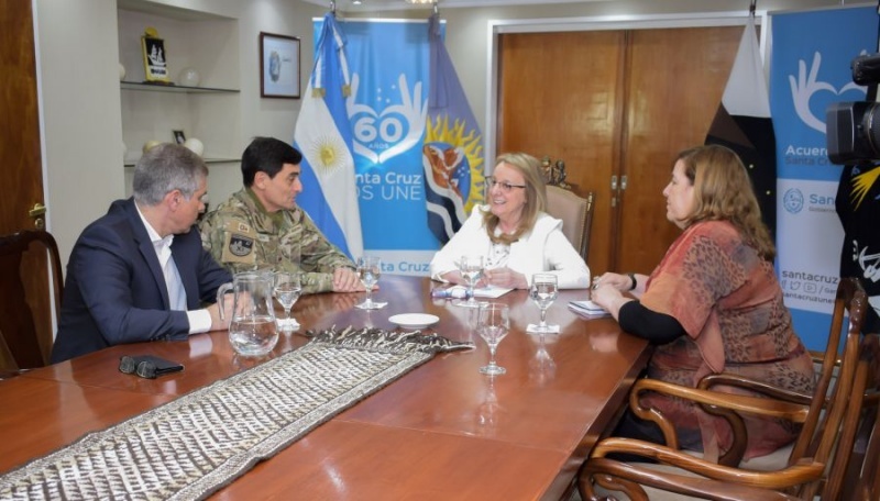 Alicia se reunió con el nuevo comandante de la XI Brigada Mecanizada