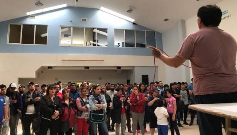 Poca gente en la asamblea convocada por Mansilla ayer 18 de enero.