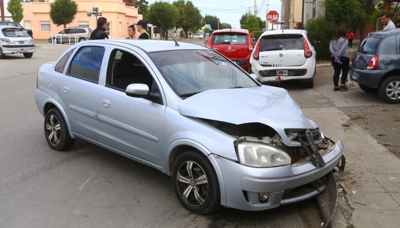 El siniestro vial se registró en la tarde de ayer en Don Bosco casi Salta. (C.G.)