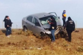 Murió una mujer al volcar a la altura del Autódromo de Río Gallegos