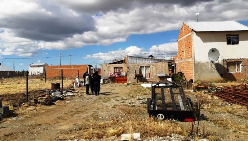 Vivienda allanada por el personal de la Seccional Séptima. 