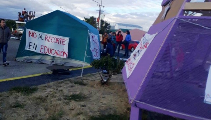 Los padres se oponen, pero hoy abre sus puertas la Escuela Primaria Provincial N° 93.