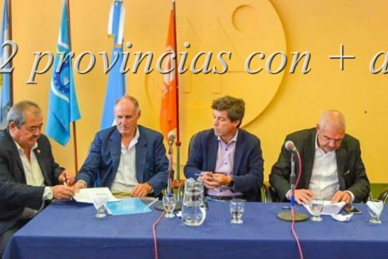 Firmaron convenio por la repotenciación del acueducto