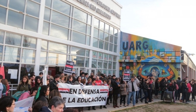 “No se ha alcanzado a cubrir la meta correspondiente al desfasaje salarial”.