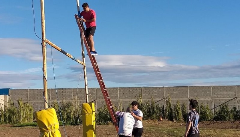 La familia de CoSeBa trabajó duro para tener su cancha propia.