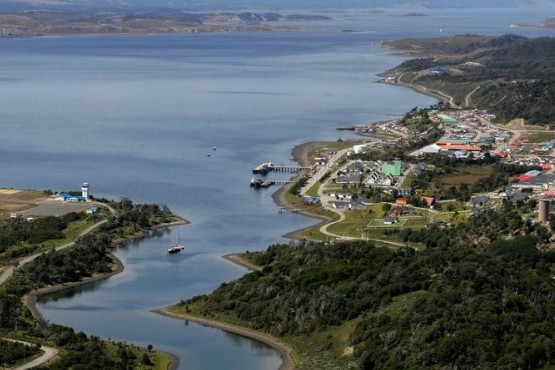Greenpeace advirtió que se está definiendo la instalación de salmoneras en Ushuaia
