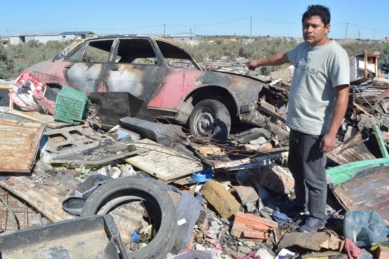 Ocupó un terreno y denunció que le quemaron todo