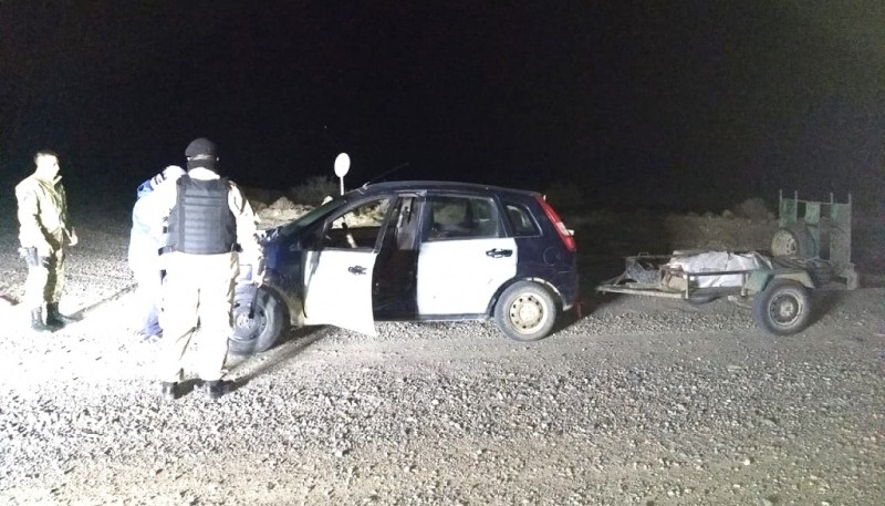 El carro y la carne faenada clandestinamente que no fueron secuestrados por el DOR. 