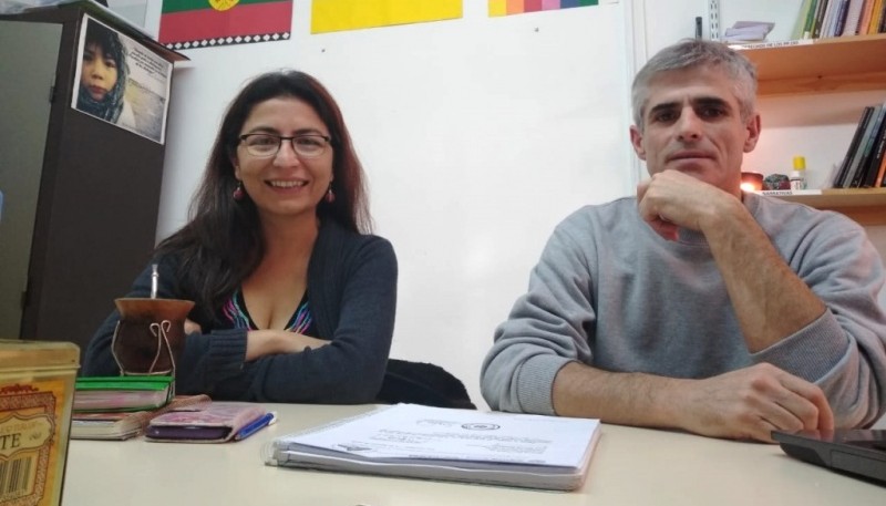 La Lic. Alaniz junto al Prof. Fernando Gerli.
