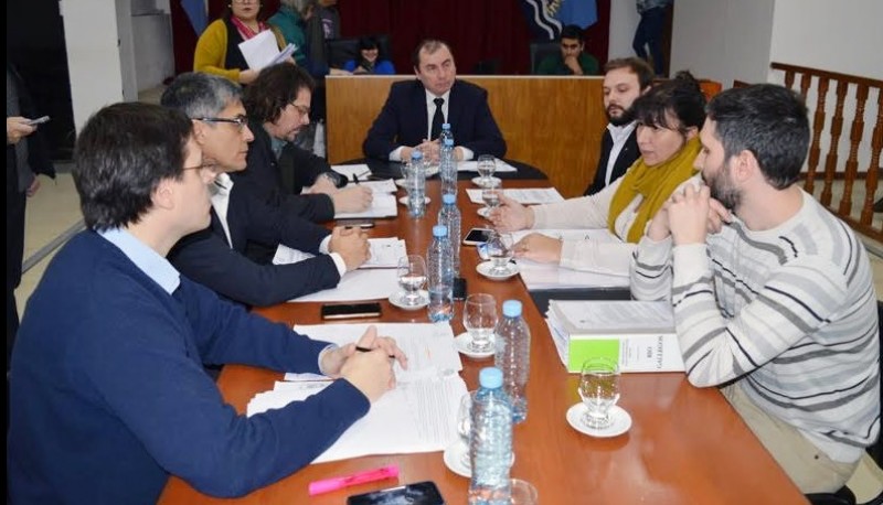 El Intendente no estuvo presente en la comisión.