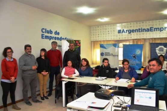 Se desarrolla en el Club de Emprendedores el Programa “Sabores Express”