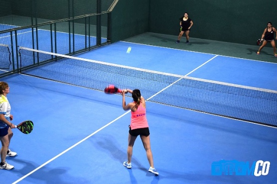 54 Parejas en Torneo Regional de Padel