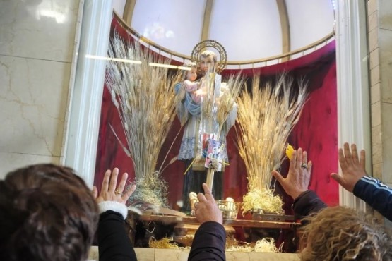 San Cayetano. El patrono del pan y el trabajo durante su celebración en Buenos Aires. Foto/ Jorge Sánchez.