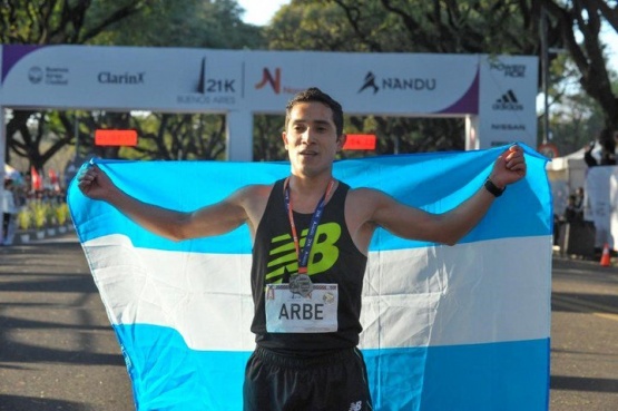Joaquín Arbe fue el mejor argentino en el medio maratón de Buenos Aires