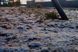 Madrugada con nieve en Río Gallegos
