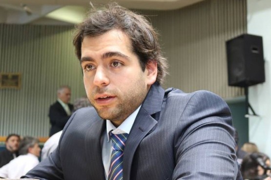 Santiago Gómez, diputado por pueblo de Río Gallegos. 