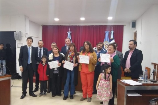 Reconocimiento a vacunadoras en el Honorable Concejo Deliberante. 