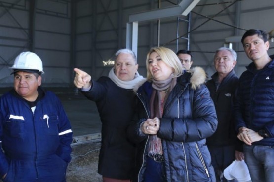 “Para nosotros es una alegría recorrer obras que son realidad para Tierra del Fuego”, concluyó Vázquez.