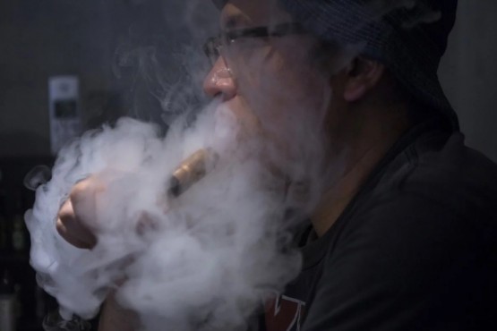 Ya son seis las muertes atribuidas al cigarrillo electrónico por autoridades de Estados Unidos. (Foto Bloomberg)